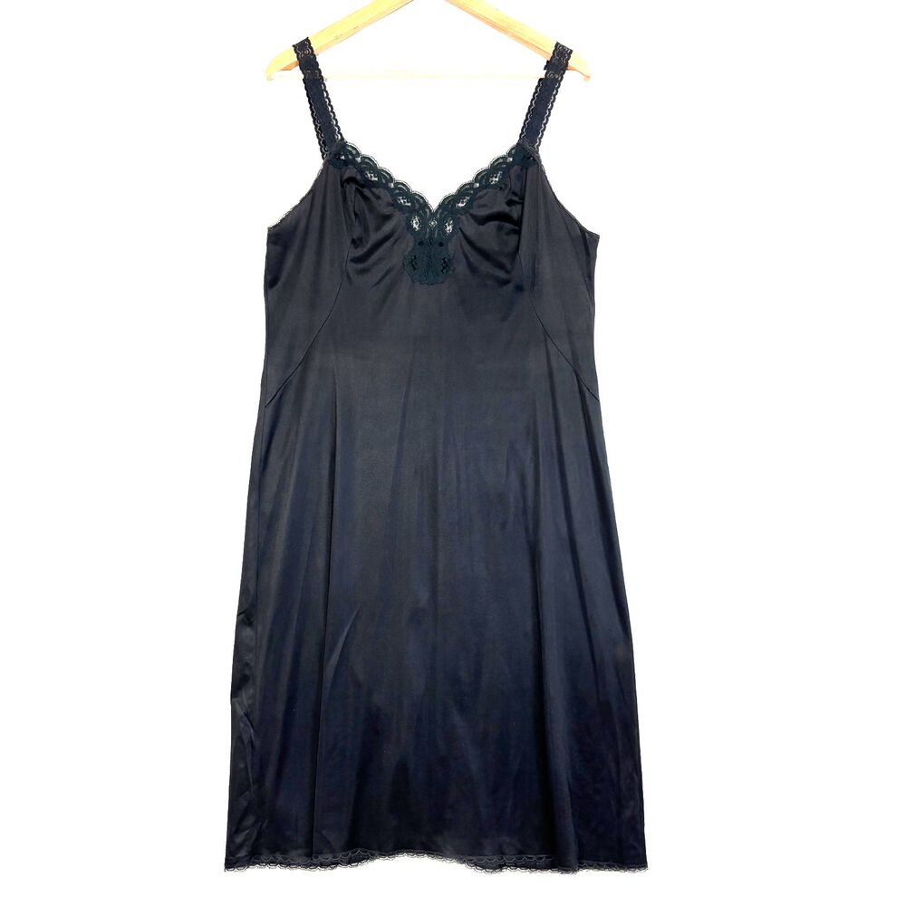 Vtg 70s Vanity Fair Womens Black Lace Trim Nylon Slip Dress Goth Vamp Sz 38‎ L